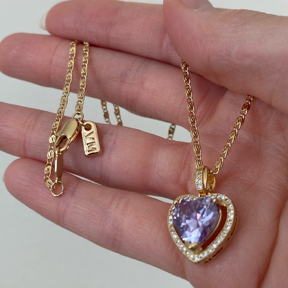 New Vanessa Mooney mini heart necklace purple amethyst pendant necklace - Picture 8 of 10